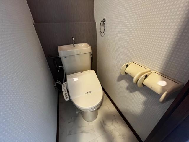 トイレ　シャワー付トイレ
