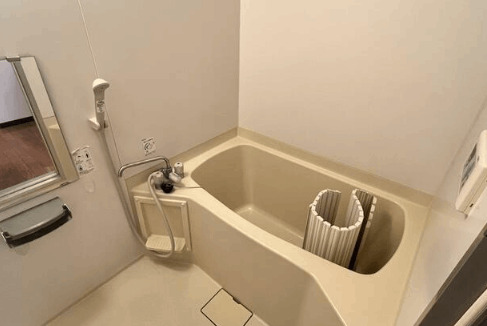 バス・シャワールーム　※別部屋参照