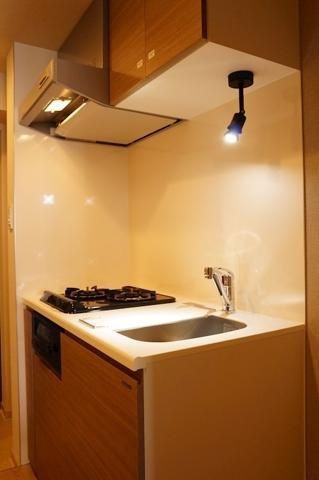 キッチン　（別タイプ参考写真）アクサス池袋レジデンス　豊島区池袋１