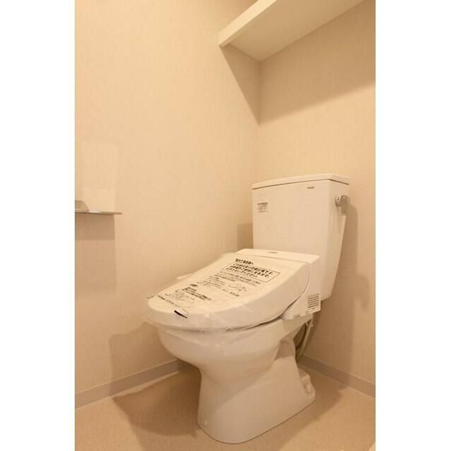 トイレ　（別タイプ参考写真）アクサス池袋レジデンス　豊島区池袋１