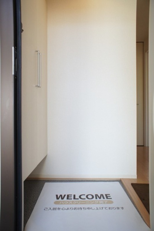 玄関　図面と現状に相違がある場合には現状を優先