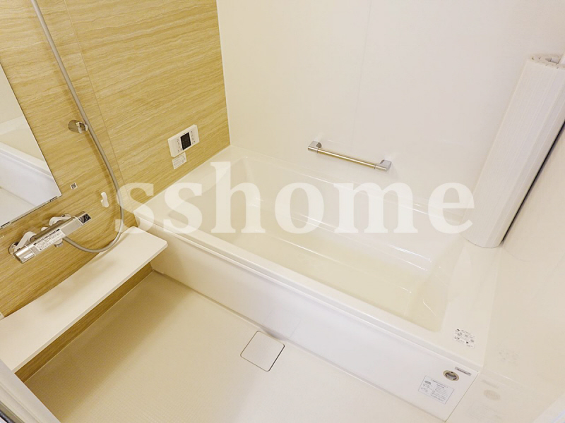 バス・シャワールーム　清潔感のある浴室☆