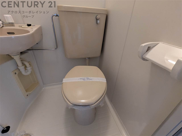 トイレ　浴室内にトイレがあります☆