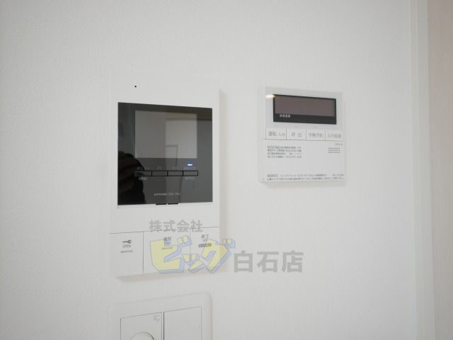 セキュリティ　防犯面で安心のＴＶモニターホン設備が付いています♪