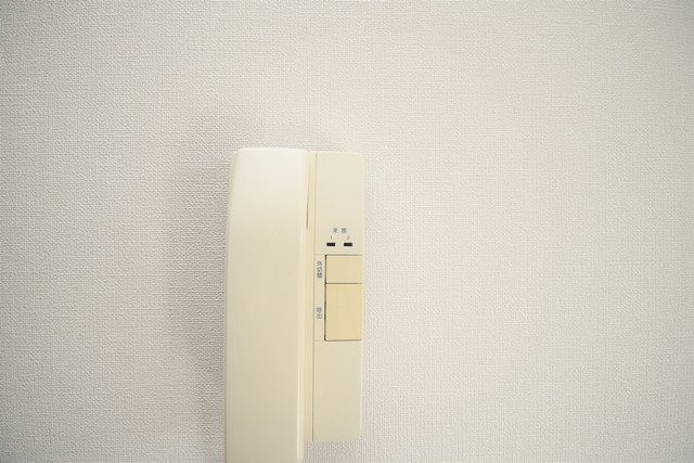 セキュリティ　ドアホン