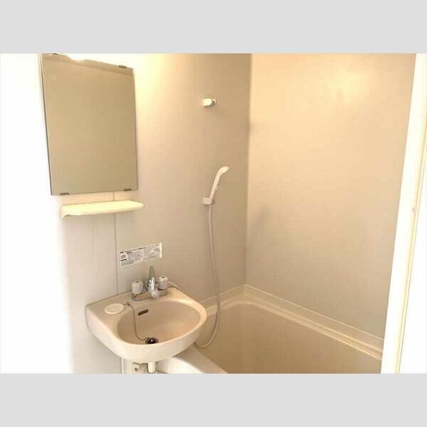 バス・シャワールーム　落ち着く空間のバスルーム♪