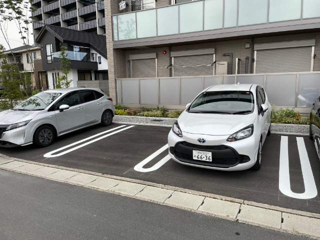 駐車場　駐車場