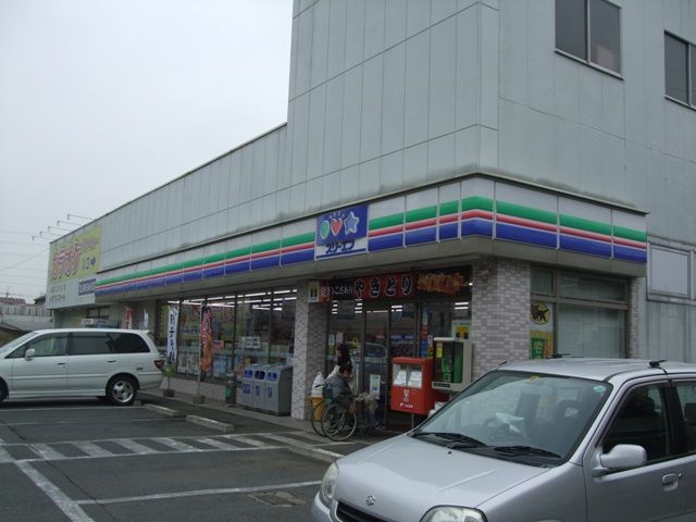 コンビニ　スリーエフ（コンビニ）まで71m