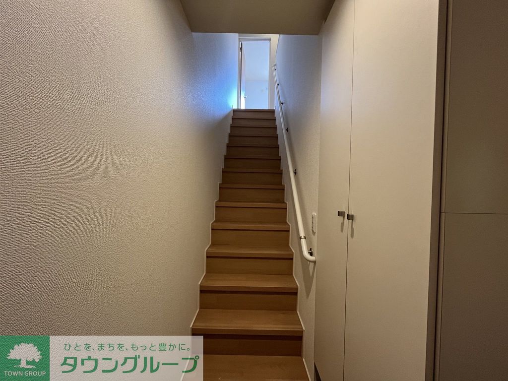 玄関　同建物別号室
