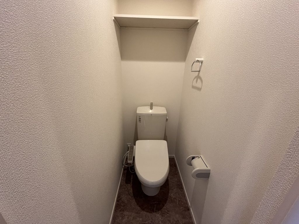 トイレ　同建物別号室