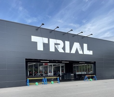 スーパー　メガセンタートライアル上熊本店（スーパー）まで1500m