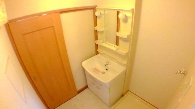 洗面設備　広い洗面スペース