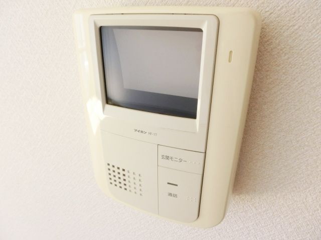 セキュリティ　来訪者の分かるモニターホンです