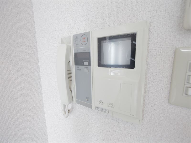 セキュリティ　モニター付きインターホン