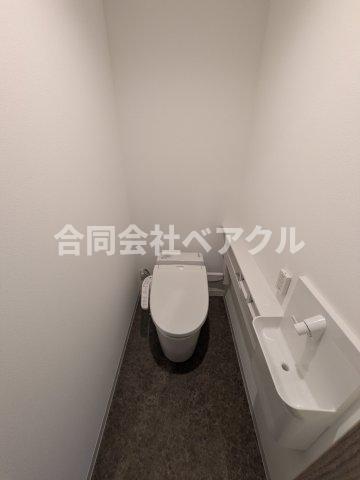 トイレ　清潔感のあるトイレです