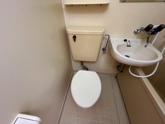 トイレ　清潔感のあるトイレです