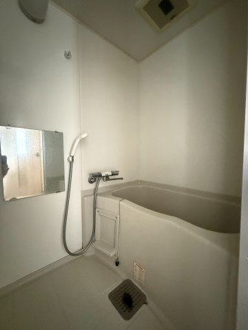 バス・シャワールーム　同型モデル