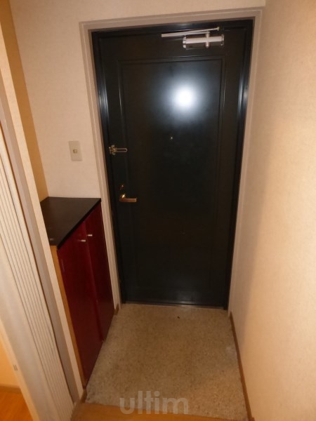 玄関　※別のお部屋のお写真です。御参考までに。