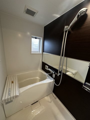 バス・シャワールーム　※別部屋参考写真