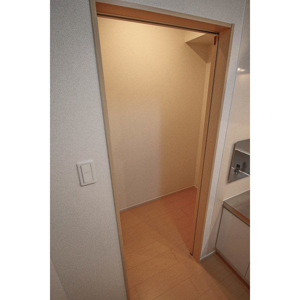 その他　同じ建物の別の部屋