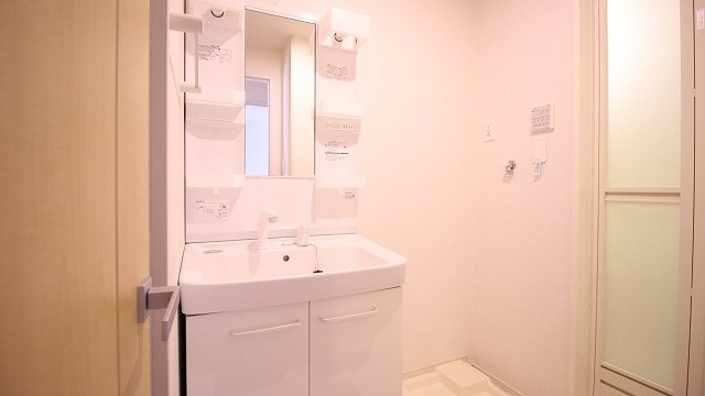 洗面設備　忙しい朝には欠かせない洗面所です