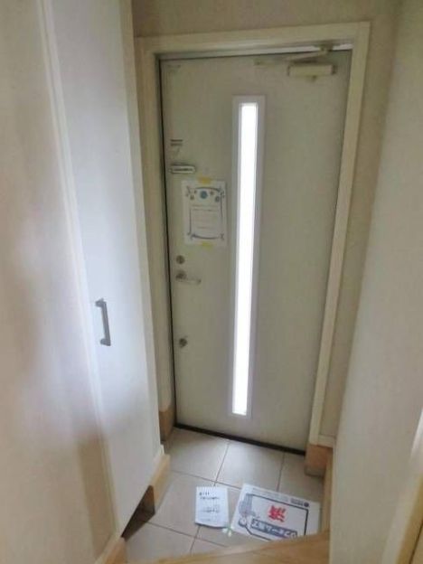 玄関　弊社は都内全域の物件をご紹介可能です！