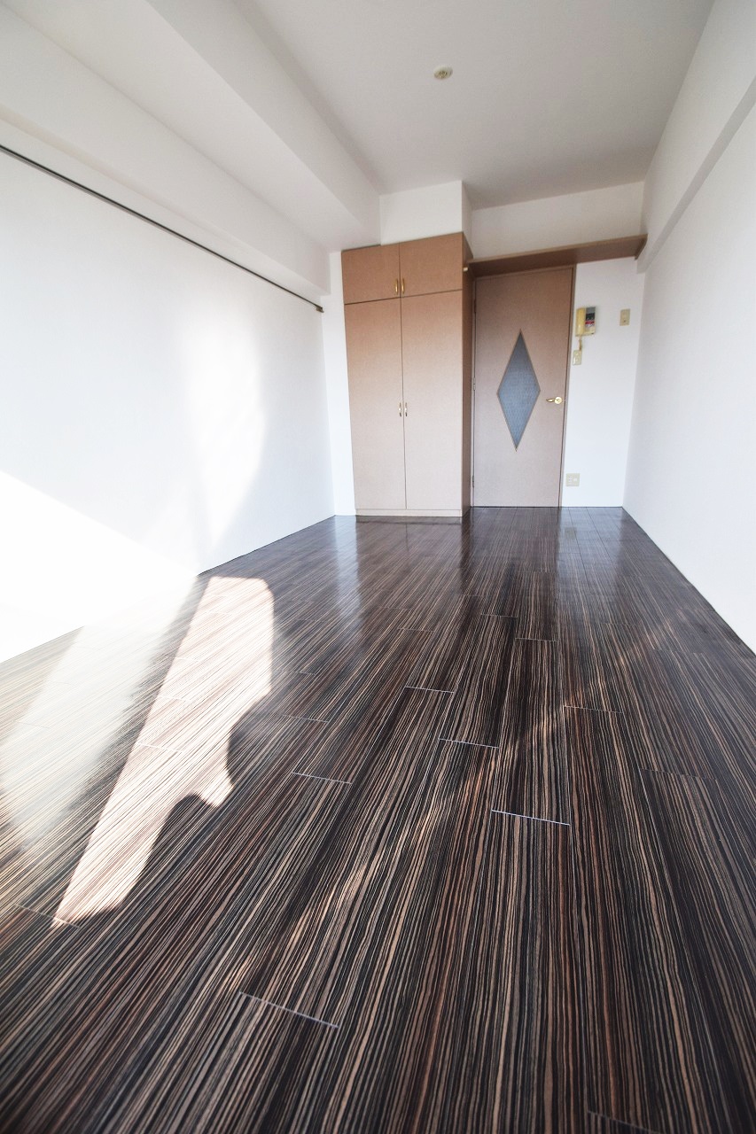 その他部屋・スペース　※号室により内装の色合いが違います。