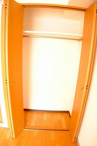 収納　プレミアム本町　クローゼット