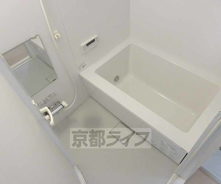 バス・シャワールーム　清潔感のあるきれいなバスルームです！