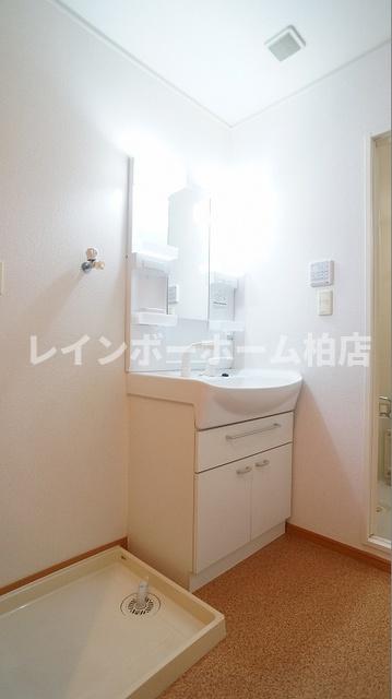 その他設備　室内洗濯機置き場です