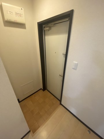 玄関　※同シリーズ参考画像