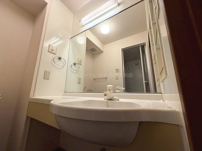 洗面設備　※同建物角部屋参照