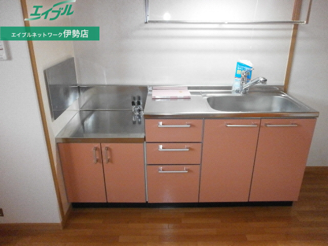 キッチン　同型参考写真