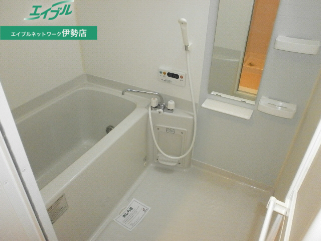 バス・シャワールーム　同型参考写真