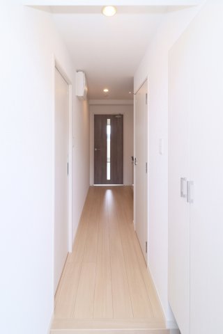 玄関　別号室のものです。現状優先です。