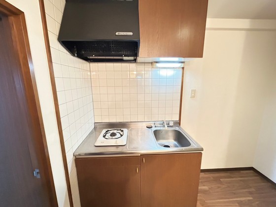 キッチン　※別部屋の写真です