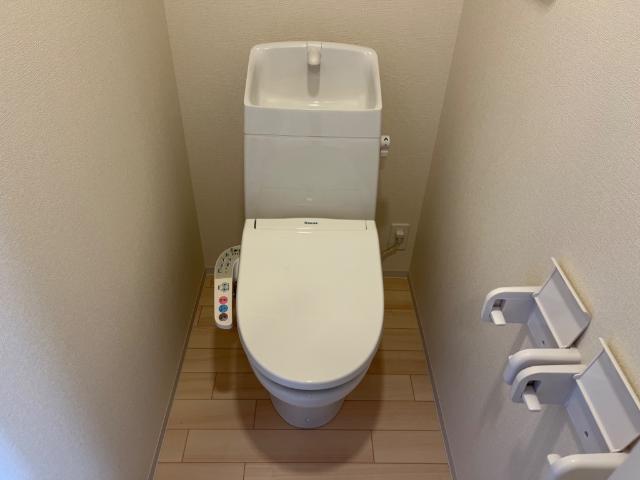 トイレ　シャワー付トイレ