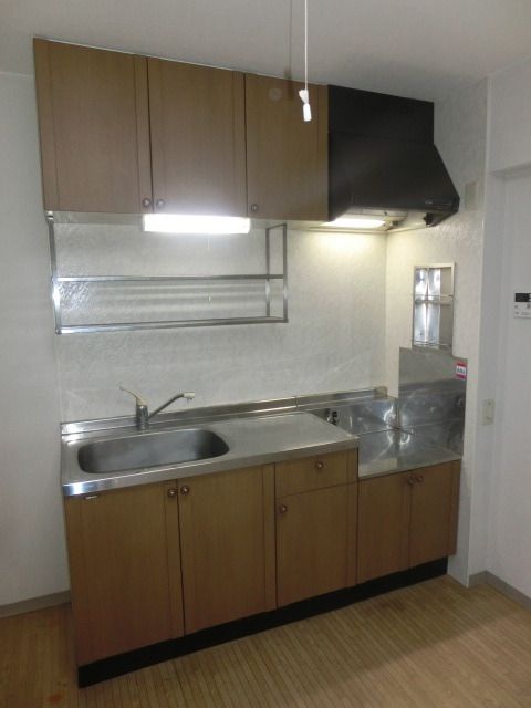 キッチン　作業台が広く調理しやすいキッチンです