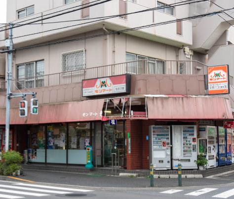 コンビニ　モンマート もちづき（コンビニ）まで137m