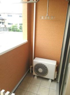 バルコニー　陽あたり良好