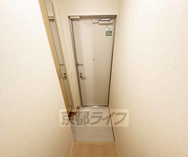 玄関　玄関収納あり