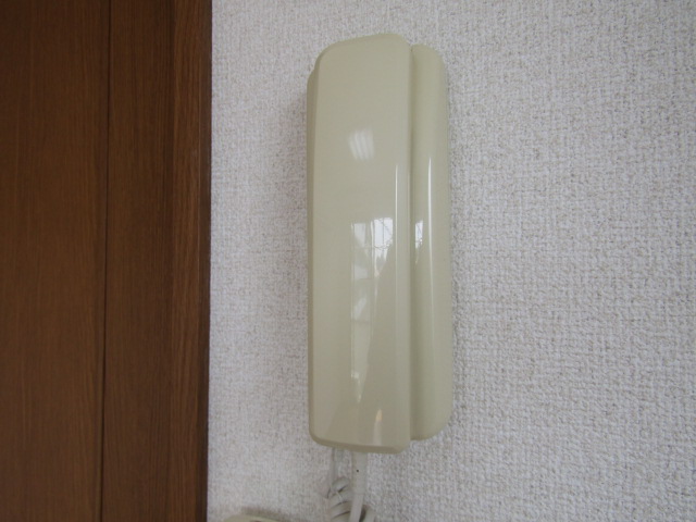 セキュリティ　便利なインターホン完備。※参考写真
