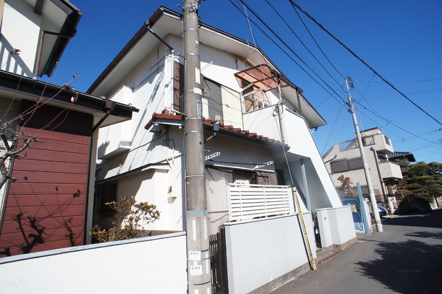 建物外観　多摩川近く側道はジョギングにピッタリ！