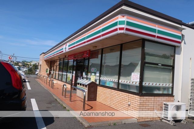 コンビニ　セブンイレブン（コンビニ）まで436m