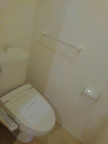 トイレ　コンパクトで使いやすいトイレです