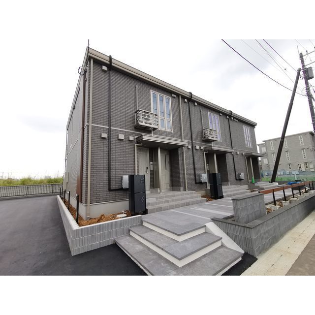 建物外観　建築中