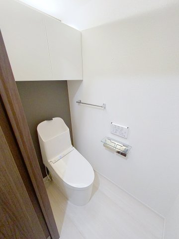 セレスティア西寺尾 1のトイレ写真