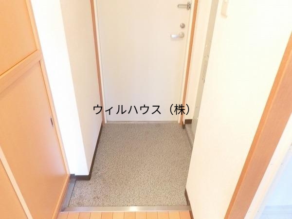 玄関　シューズボックスあり！