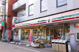 コンビニ　セブンイレブン 井の頭公園駅前店（コンビニ）まで589m