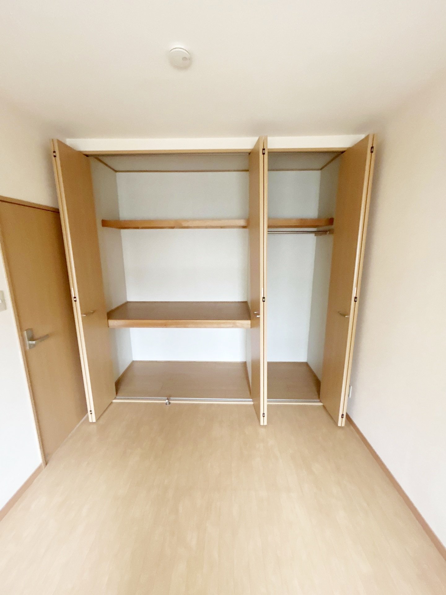 収納　※他号室写真です